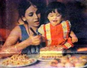  Young Aishwarya Rai with her mother