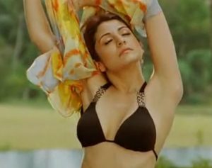 Anushka Sharma in hot bikini