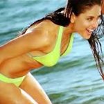 Kareena Kapoor hot bikini image