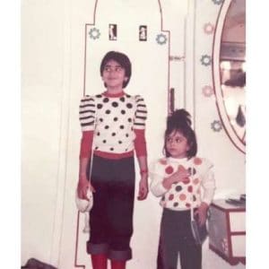 Young Kareena Kapoor with her sister Karisma Kapoor